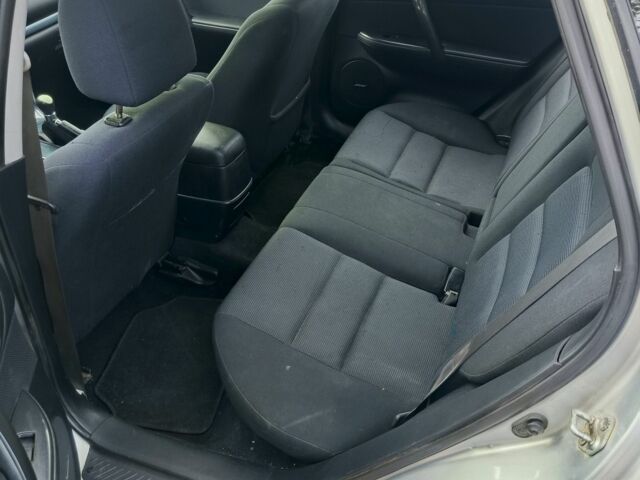 Серый Мазда 6, объемом двигателя 2 л и пробегом 278 тыс. км за 1750 $, фото 7 на Automoto.ua