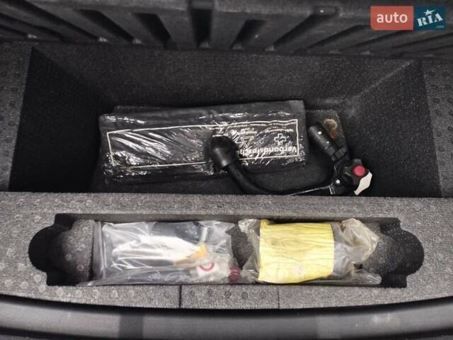 Сірий Мазда 6, об'ємом двигуна 1.8 л та пробігом 204 тис. км за 6950 $, фото 18 на Automoto.ua