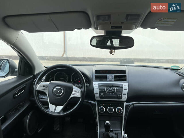 Сірий Мазда 6, об'ємом двигуна 2 л та пробігом 229 тис. км за 7700 $, фото 30 на Automoto.ua