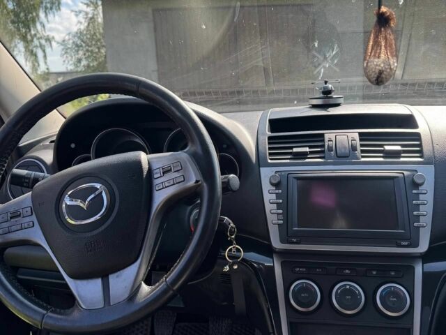 Сірий Мазда 6, об'ємом двигуна 2 л та пробігом 280 тис. км за 6399 $, фото 4 на Automoto.ua