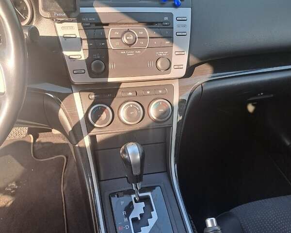 Сірий Мазда 6, об'ємом двигуна 2 л та пробігом 230 тис. км за 7550 $, фото 2 на Automoto.ua