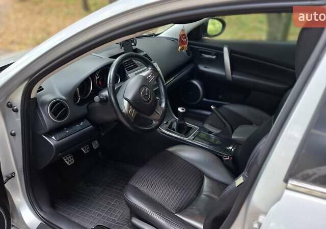 Серый Мазда 6, объемом двигателя 2 л и пробегом 360 тыс. км за 6000 $, фото 4 на Automoto.ua