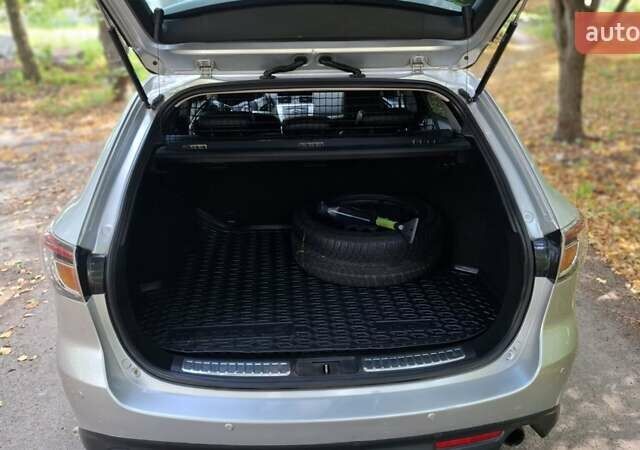 Серый Мазда 6, объемом двигателя 2 л и пробегом 360 тыс. км за 6000 $, фото 1 на Automoto.ua