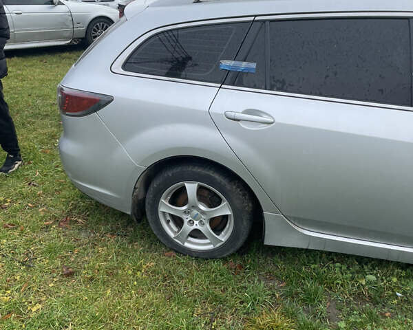Сірий Мазда 6, об'ємом двигуна 2 л та пробігом 298 тис. км за 3000 $, фото 5 на Automoto.ua