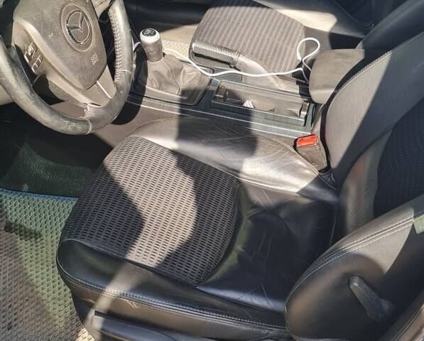 Серый Мазда 6, объемом двигателя 2 л и пробегом 0 тыс. км за 6000 $, фото 2 на Automoto.ua