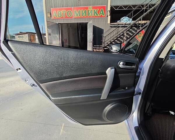 Серый Мазда 6, объемом двигателя 2 л и пробегом 285 тыс. км за 6700 $, фото 29 на Automoto.ua