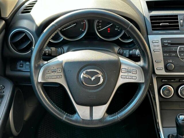 Серый Мазда 6, объемом двигателя 2 л и пробегом 228 тыс. км за 6540 $, фото 17 на Automoto.ua