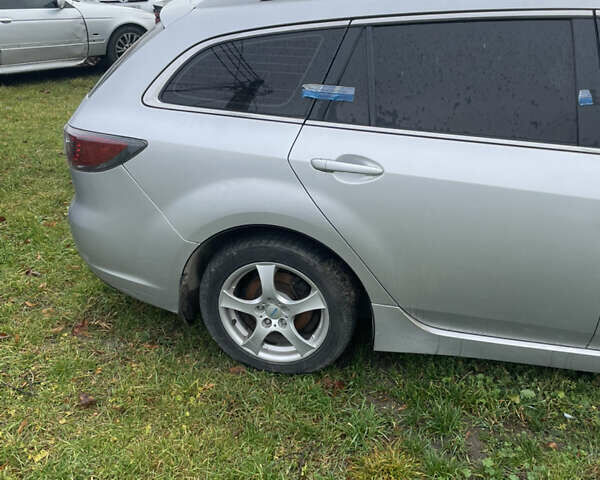 Сірий Мазда 6, об'ємом двигуна 2 л та пробігом 298 тис. км за 3000 $, фото 4 на Automoto.ua