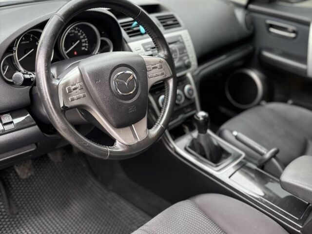 Серый Мазда 6, объемом двигателя 1.8 л и пробегом 222 тыс. км за 6000 $, фото 13 на Automoto.ua