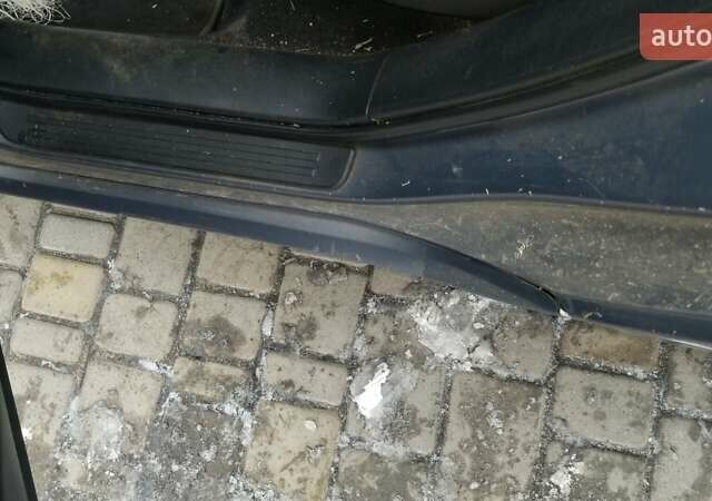 Серый Мазда 6, объемом двигателя 2 л и пробегом 299 тыс. км за 7600 $, фото 5 на Automoto.ua