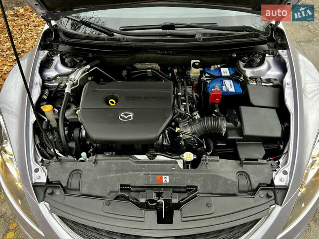 Сірий Мазда 6, об'ємом двигуна 2 л та пробігом 179 тис. км за 7750 $, фото 37 на Automoto.ua