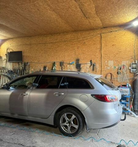 Серый Мазда 6, объемом двигателя 2 л и пробегом 298 тыс. км за 2350 $, фото 3 на Automoto.ua