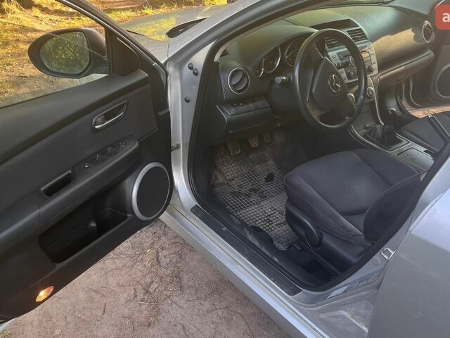 Сірий Мазда 6, об'ємом двигуна 2 л та пробігом 330 тис. км за 5500 $, фото 10 на Automoto.ua