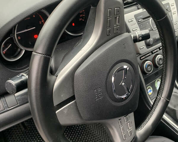 Сірий Мазда 6, об'ємом двигуна 2 л та пробігом 271 тис. км за 5500 $, фото 19 на Automoto.ua