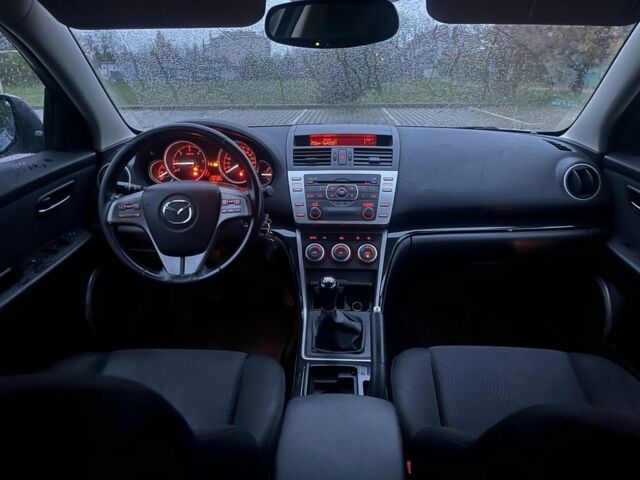 Сірий Мазда 6, об'ємом двигуна 2 л та пробігом 297 тис. км за 5999 $, фото 3 на Automoto.ua