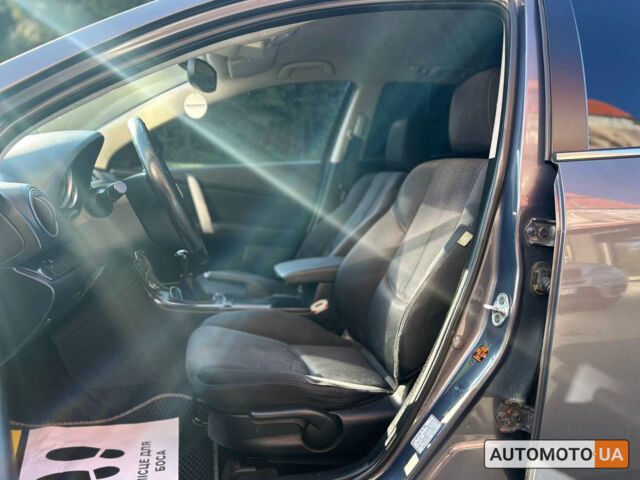 Сірий Мазда 6, об'ємом двигуна 2.2 л та пробігом 253 тис. км за 7600 $, фото 7 на Automoto.ua