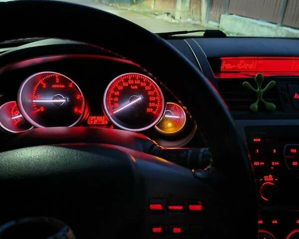 Серый Мазда 6, объемом двигателя 2 л и пробегом 280 тыс. км за 6150 $, фото 1 на Automoto.ua