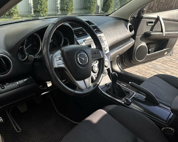 Сірий Мазда 6, об'ємом двигуна 2.2 л та пробігом 300 тис. км за 6000 $, фото 14 на Automoto.ua