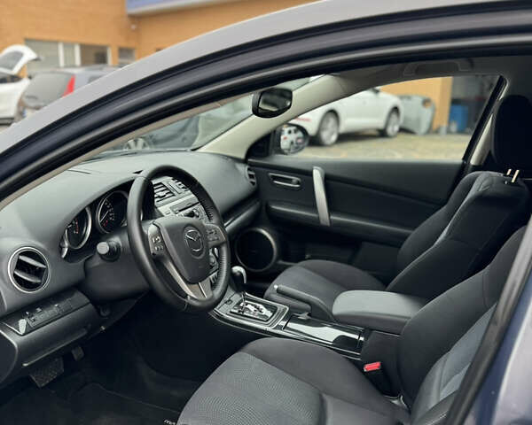 Сірий Мазда 6, об'ємом двигуна 2 л та пробігом 230 тис. км за 8000 $, фото 11 на Automoto.ua