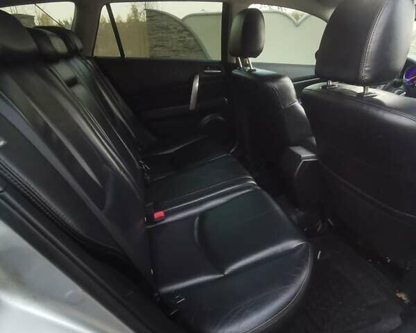 Сірий Мазда 6, об'ємом двигуна 2 л та пробігом 270 тис. км за 5600 $, фото 12 на Automoto.ua