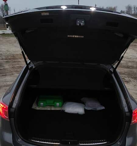 Серый Мазда 6, объемом двигателя 2 л и пробегом 229 тыс. км за 7200 $, фото 10 на Automoto.ua