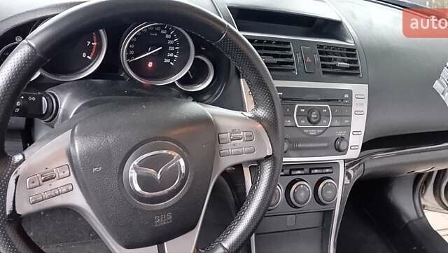 Серый Мазда 6, объемом двигателя 2 л и пробегом 276 тыс. км за 6450 $, фото 10 на Automoto.ua