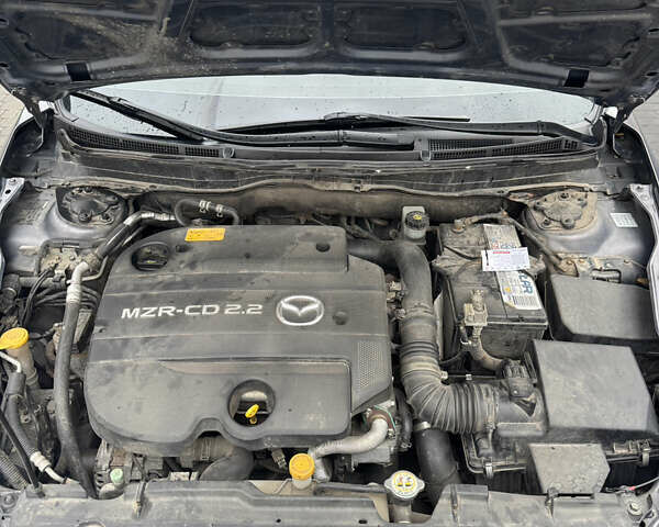Сірий Мазда 6, об'ємом двигуна 2.2 л та пробігом 319 тис. км за 6350 $, фото 8 на Automoto.ua