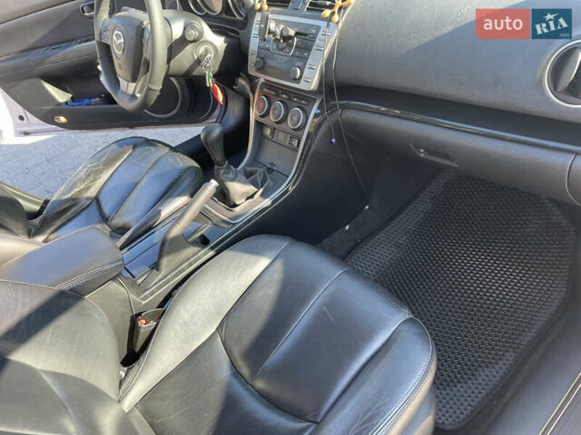 Серый Мазда 6, объемом двигателя 2 л и пробегом 314 тыс. км за 6100 $, фото 14 на Automoto.ua
