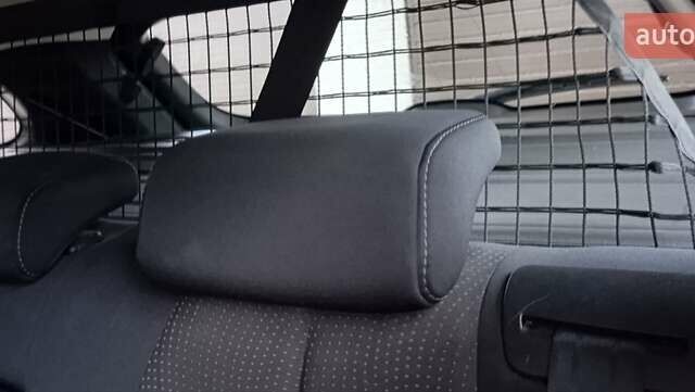 Серый Мазда 6, объемом двигателя 2 л и пробегом 276 тыс. км за 6450 $, фото 9 на Automoto.ua