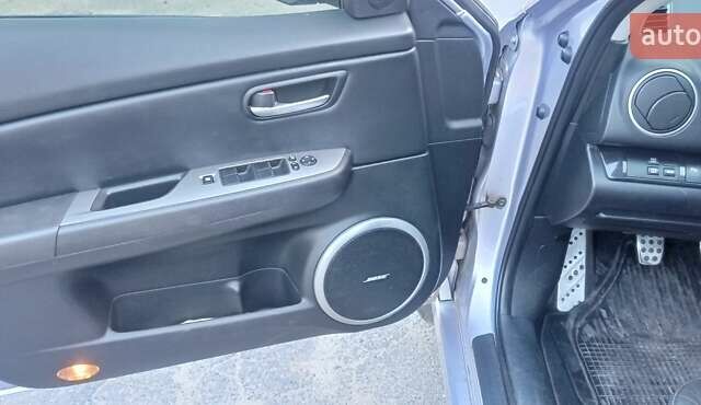 Серый Мазда 6, объемом двигателя 2.2 л и пробегом 235 тыс. км за 9000 $, фото 7 на Automoto.ua