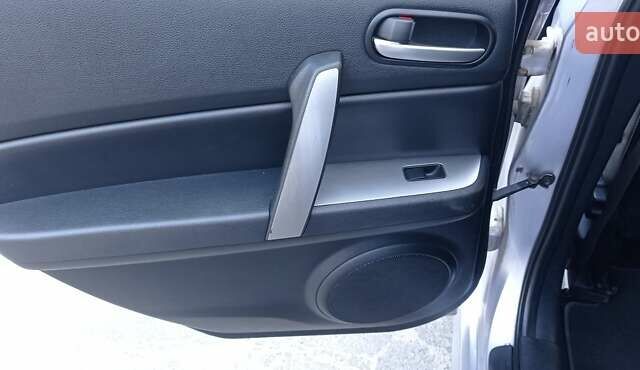 Серый Мазда 6, объемом двигателя 2.2 л и пробегом 235 тыс. км за 9000 $, фото 13 на Automoto.ua