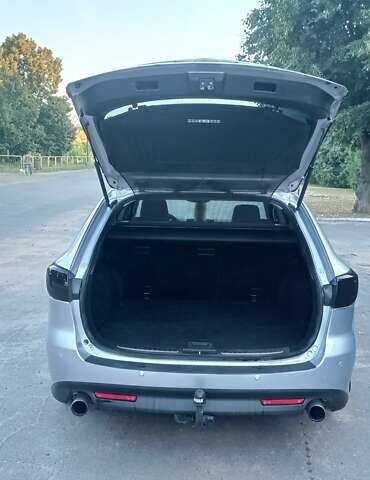 Серый Мазда 6, объемом двигателя 2.2 л и пробегом 235 тыс. км за 9000 $, фото 4 на Automoto.ua