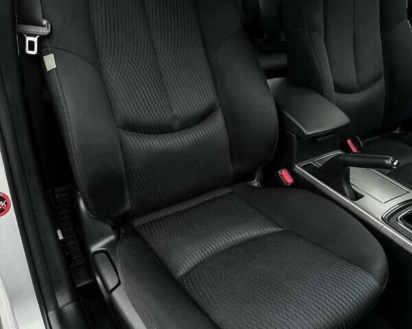 Сірий Мазда 6, об'ємом двигуна 1.8 л та пробігом 240 тис. км за 7700 $, фото 43 на Automoto.ua