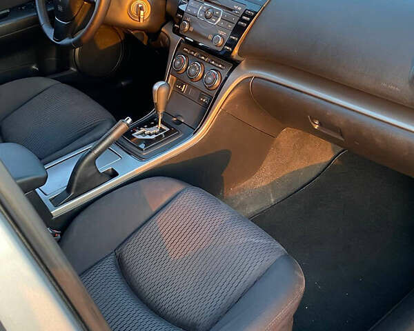 Серый Мазда 6, объемом двигателя 2 л и пробегом 238 тыс. км за 8100 $, фото 16 на Automoto.ua