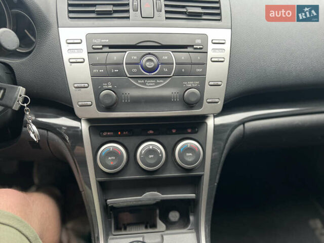 Сірий Мазда 6, об'ємом двигуна 2.2 л та пробігом 190 тис. км за 7153 $, фото 25 на Automoto.ua