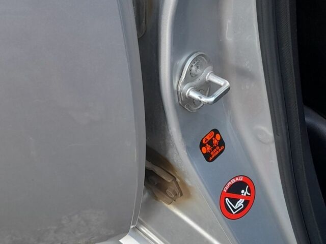 Серый Мазда 6, объемом двигателя 2.2 л и пробегом 233 тыс. км за 6200 $, фото 23 на Automoto.ua