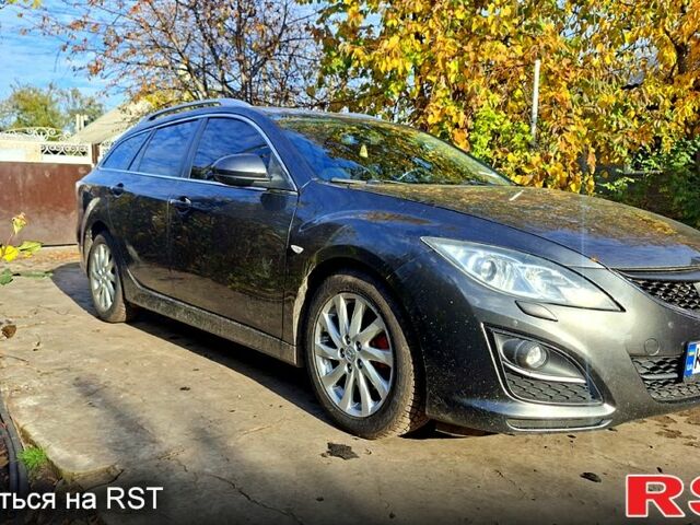 Серый Мазда 6, объемом двигателя 2.2 л и пробегом 297 тыс. км за 8000 $, фото 2 на Automoto.ua