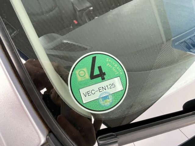 Серый Мазда 6, объемом двигателя 2 л и пробегом 276 тыс. км за 3410 $, фото 20 на Automoto.ua