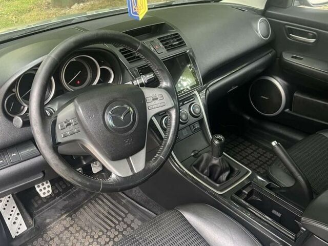 Серый Мазда 6, объемом двигателя 2.2 л и пробегом 306 тыс. км за 4350 $, фото 4 на Automoto.ua