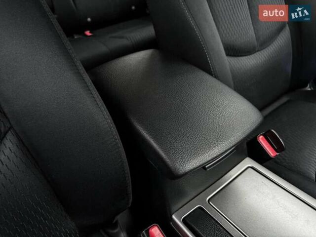 Сірий Мазда 6, об'ємом двигуна 1.8 л та пробігом 240 тис. км за 7700 $, фото 31 на Automoto.ua