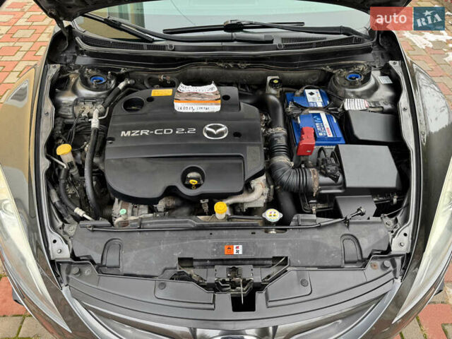Серый Мазда 6, объемом двигателя 2.2 л и пробегом 216 тыс. км за 9000 $, фото 11 на Automoto.ua