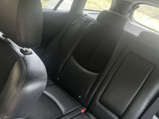 Серый Мазда 6, объемом двигателя 2.2 л и пробегом 306 тыс. км за 4350 $, фото 3 на Automoto.ua