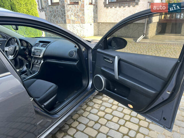 Сірий Мазда 6, об'ємом двигуна 2.2 л та пробігом 190 тис. км за 7153 $, фото 16 на Automoto.ua