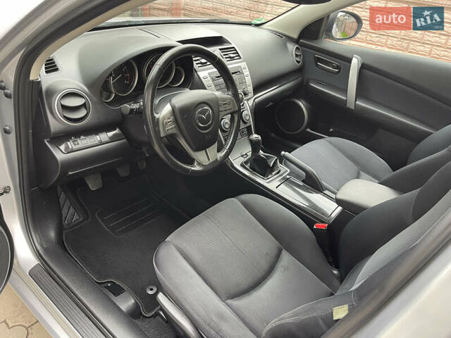 Сірий Мазда 6, об'ємом двигуна 0 л та пробігом 250 тис. км за 6800 $, фото 6 на Automoto.ua