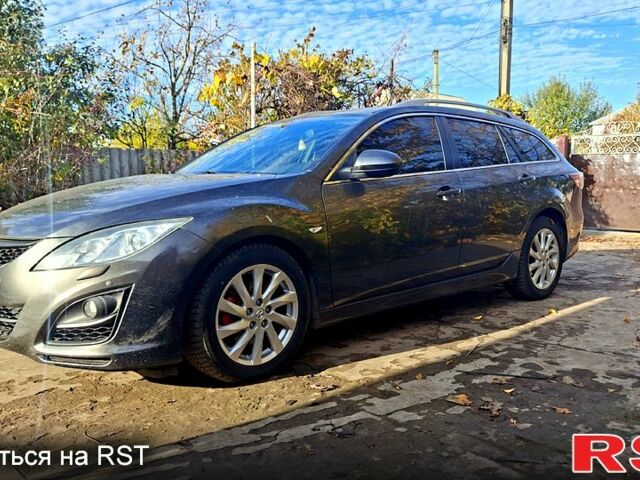 Серый Мазда 6, объемом двигателя 2.2 л и пробегом 297 тыс. км за 8000 $, фото 4 на Automoto.ua