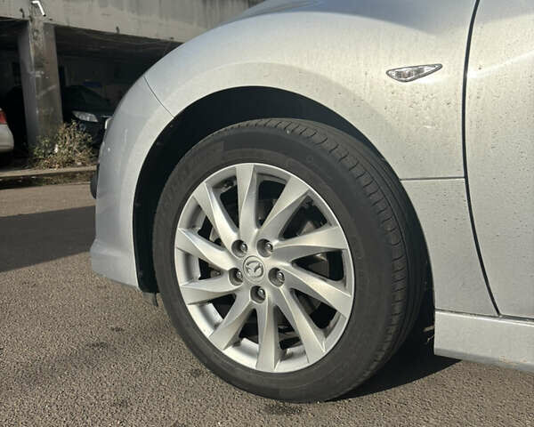 Серый Мазда 6, объемом двигателя 2 л и пробегом 137 тыс. км за 7500 $, фото 8 на Automoto.ua