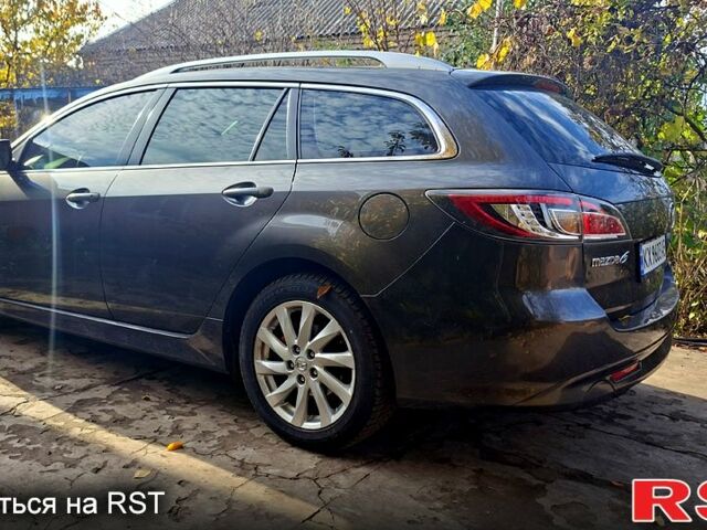 Серый Мазда 6, объемом двигателя 2.2 л и пробегом 297 тыс. км за 8000 $, фото 3 на Automoto.ua