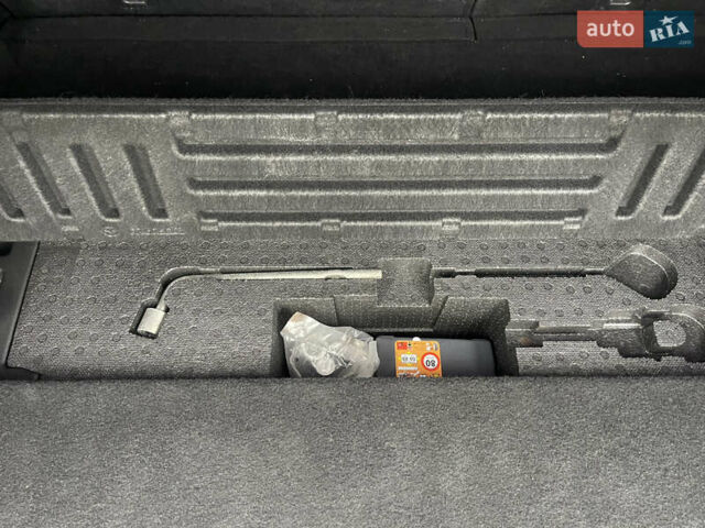 Сірий Мазда 6, об'ємом двигуна 2.18 л та пробігом 241 тис. км за 7300 $, фото 30 на Automoto.ua