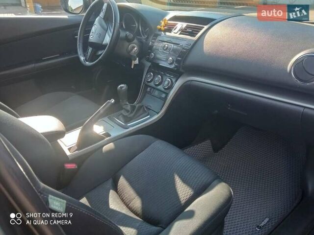 Серый Мазда 6, объемом двигателя 2.2 л и пробегом 266 тыс. км за 8200 $, фото 2 на Automoto.ua