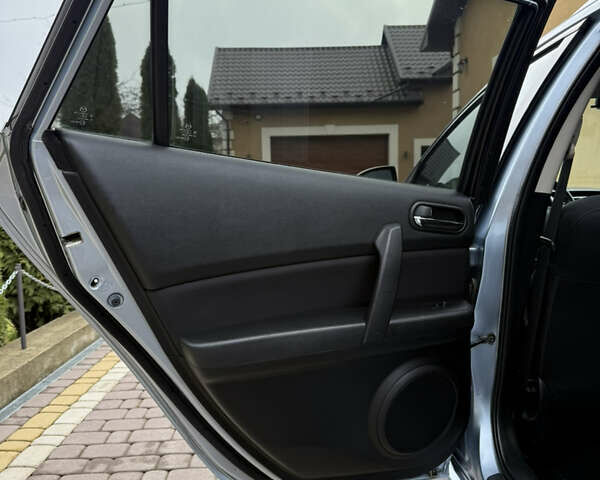 Сірий Мазда 6, об'ємом двигуна 2.2 л та пробігом 240 тис. км за 7250 $, фото 17 на Automoto.ua